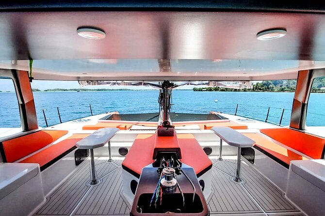 LUXURY PRIVATE Catamaran Bora Bora : Half-Day Trip - Floating bar time: drinks, music, and the easiest way to slow down