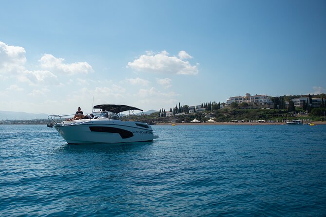 Luxury Private Charter on a Karnic SL800 to Blue Lagoon & more... - What makes the Karnic SL800 such a good fit for a short, great day
