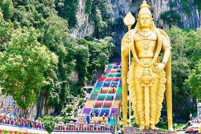 LUXURY Private day tour: Kuala Lumpur & Malacca from Singapore by licensed guide - Cheng Hoon Teng Temple and Jonker Street Area: Faith Meets Food