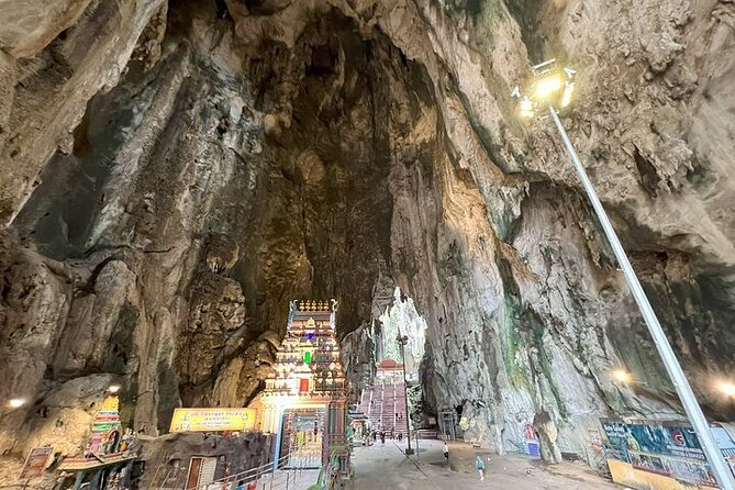 LUXURY Private day tour: Kuala Lumpur & Malacca from Singapore by licensed guide - The Drive North: Palm Oil Views and a Long Day You Can Manage