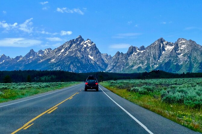 Luxury Private Half-Day Grand Teton National Park Tour - Price and value: $863.08 per group for up to 5