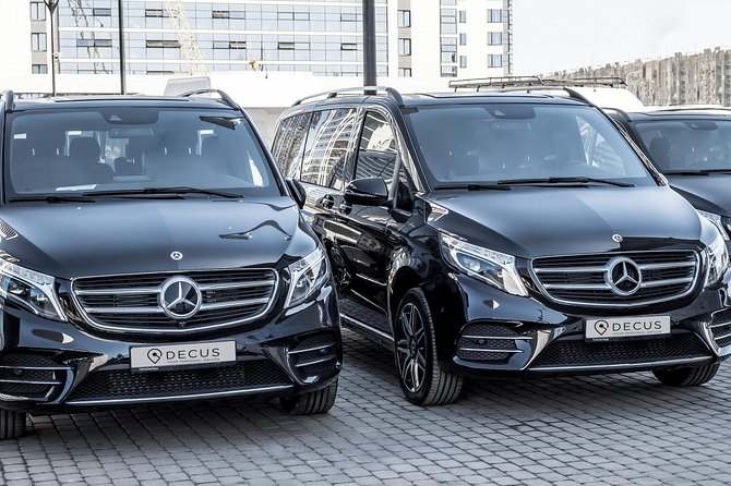 Luxury Private Transfer Rome Center to Fiumicino Airport - On the road: what WiFi, water, and a “VIP” touch really mean