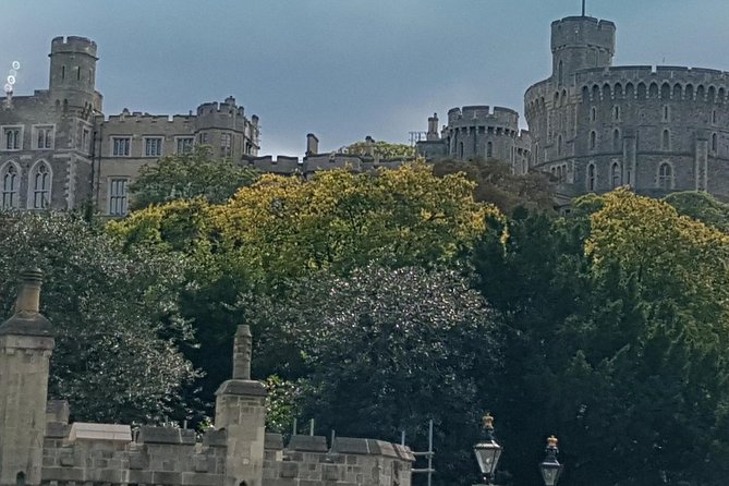 Luxury Private Vehicle Day Hire from & to London via Stonehenge & Windsor Castle - Comfort Features That Actually Matter on a Long Day