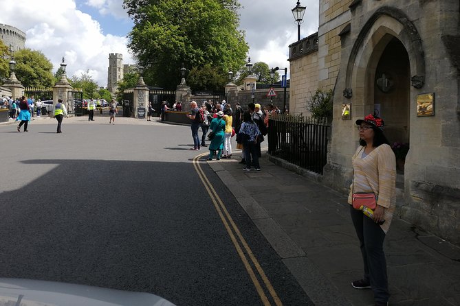 Luxury Private Vehicle Day Hire from & to London via Stonehenge & Windsor Castle - Price and Value: $1,240.18 for Up to 6