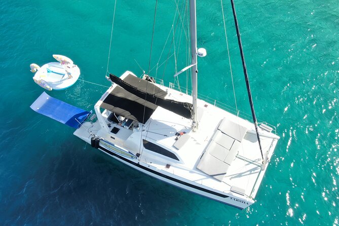 Luxury Sailing catamaran charter in Cabo San Lucas all inclusive - From Cabo pickup to the boat: the part you feel instantly