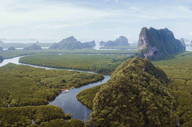 Luxury Small Group Phang Nga Bay Relaxing Sunset Cruise - Koh Phanak caves and hongs: why torch-time is part of the magic