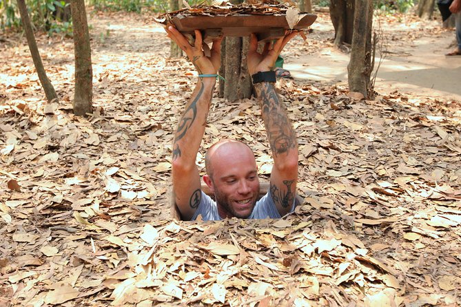 Luxury Speedboat 2 Ways from Ho Chi Minh city to Cu Chi Tunnels - Lunch and the included comfort items you’ll appreciate