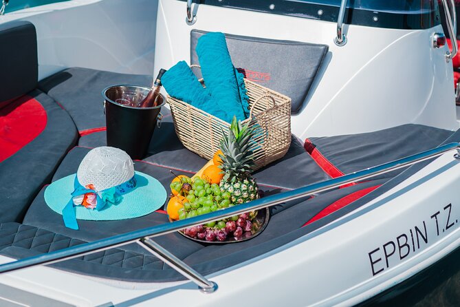 Luxury Speedboat Cruise to Shipwreck and Blue Caves - Filipoi Beach: snorkel time and fish-filled water