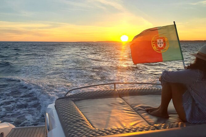 Luxury Sunset Cruise 3h - The Crew Makes the Difference (And You Feel It Onboard)
