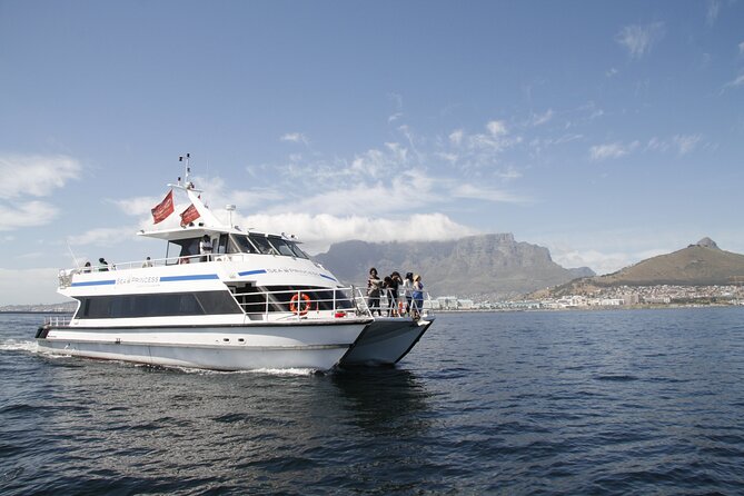 Luxury Sunset Cruise with Prosecco - The Prosecco toast: simple, timed well, and part of the atmosphere