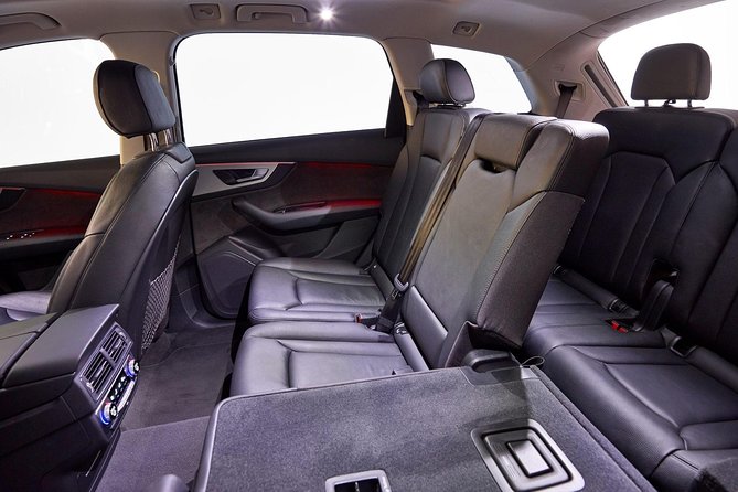 Luxury Sydney Airport Arrival Transfer - Sedan/SUV - The bottom line: should you book this Sydney arrival transfer?