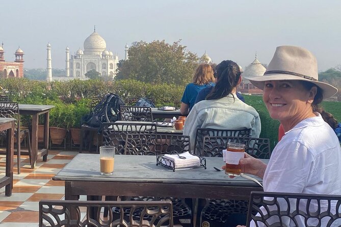 Luxury Taj Mahal by super fast train from Delhi all inclusive - Agra Fort in One Hour: UNESCO Grounds Without the Time Sink