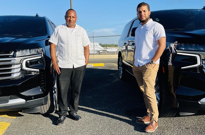 Luxury Transfer between Punta Cana Airport and Bavaro Hotels - Inside the Vehicle: A/C, Wi‑Fi, Water, and Luggage Space That Actually Fits