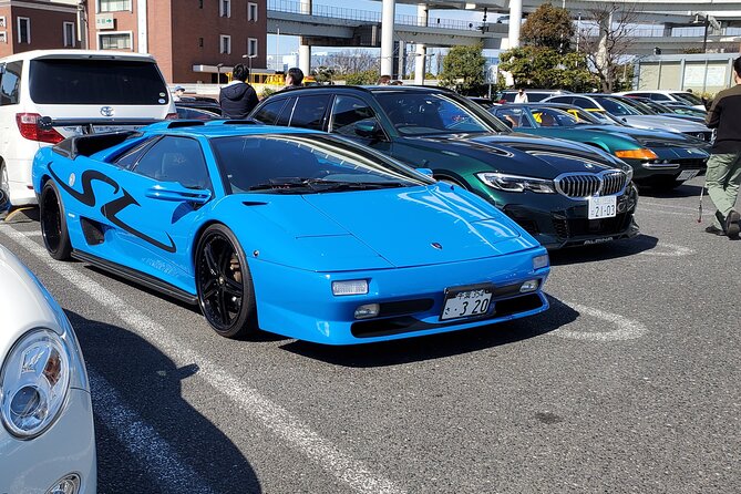 Luxury van Ride to famous car meet up spot Daikoku - Rainbow Bridge to Odaiba: the best skyline payoff of the night