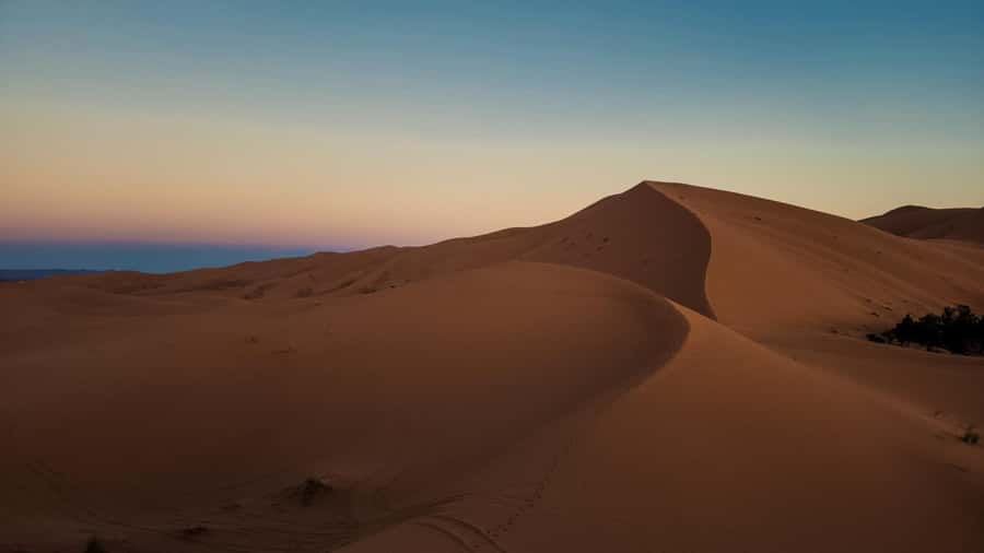 Majestic Desert: 3-Day Luxury Journey from Marrakech to Fes - Merzouga dunes and camel rides: sunrise and sunset are the main event