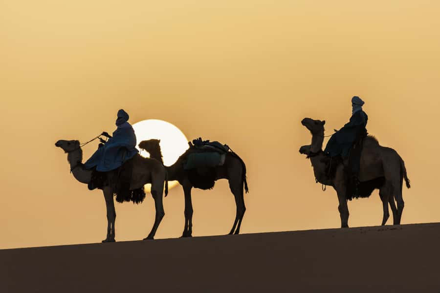 Marrakech: 3-Day Desert Trip to Merzouga with Luxury Camp - Marrakech to the Atlas: Tizi n Tichka and the road rhythm