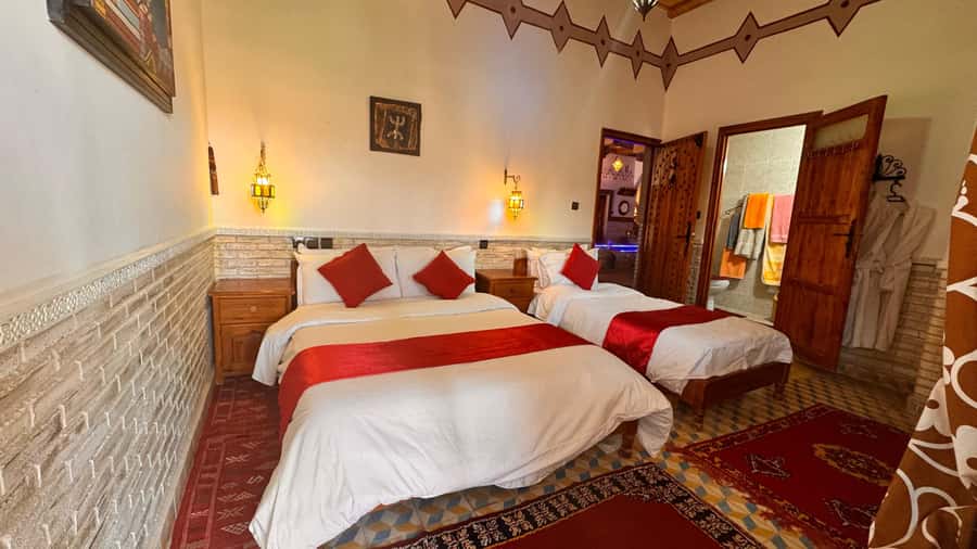 Marrakech/Fez: 3-Day Merzouga Desert Trip, Luxury ATV Option - Day 1: Marrakech to Ait Ben Haddou, Rose Valley, and Dades Gorges