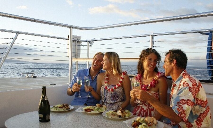 Maui: Ka'anapali Luxury Sunset Dinner Sail - The Catamaran Ride: Ocean Views and Wildlife Scouting