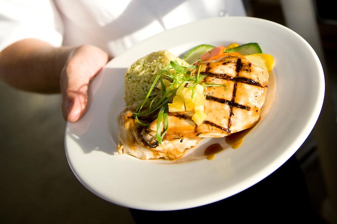 Maui Premium Dinner Cruise: Four Course Dining Experience - The Four-Course Dinner: Menu Choices and Real Expectations