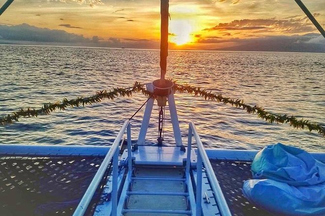 Maui Premium Sunset Dinner Cruise from Ka’anapali Beach - Boarding from the sand: comfort, seating, and the “you might get wet” rule