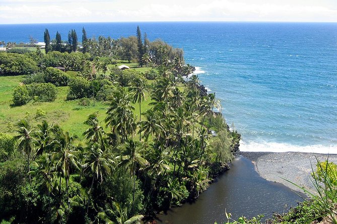 Maui: Road to Hana Luxury Limo-Van Tour with Helicopter Flight - Hana Tropical Gardens, waterfalls, and the time to swim