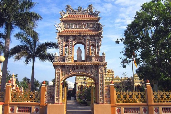 Mekong Delta 2-Day Tour: Floating Markets, Biking, Amazing Tour - Guides, group size, and the human factor