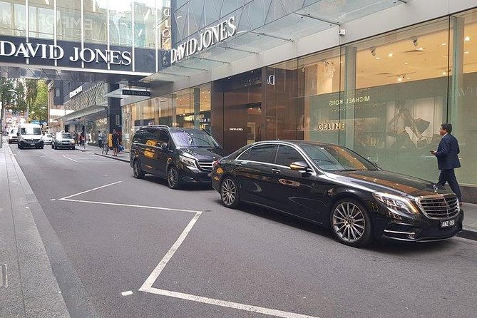 Melbourne Airport Arrival Or Departure Luxury Car Transfers - Sedan vs SUV vs van: choosing the right vehicle for comfort and bags