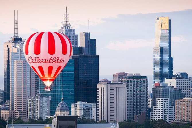 Melbourne Premium Balloon Flight plus 5-Star champagne breakfast - Getting to Russell Street: pickup, mobile ticket, and a simple end point