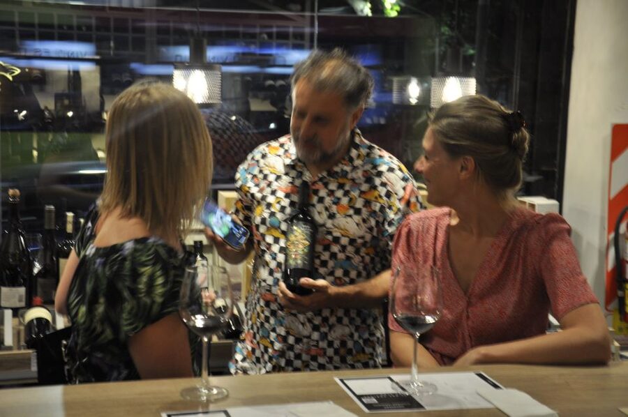 Mendoza: Premium Wine Tasting - Hosts who turn sipping into a conversation (Martino, Diego, Natalia, Aldana, Gisel)