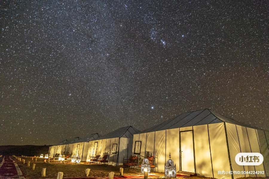 Merzouga: Overnight Stay in Luxury Desert Tent with Dinner - Luxury Desert Tent: Private Bath Comfort and One Important Caveat