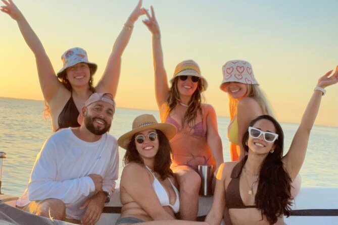 Miami Express Private Boat a 1- Hour Luxury Experience - Why a one-hour private cruise from Coconut Grove is such a smart Miami move