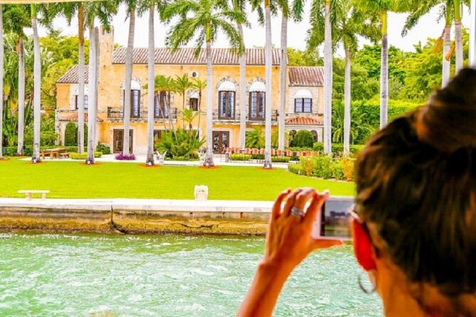Miami Express Private Boat a 1- Hour Luxury Experience - Miami Skyline View: the part that makes the hour feel worth it