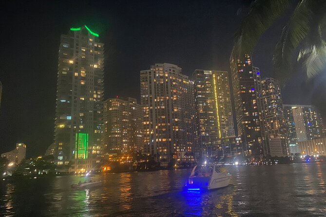 Miami Sightseeing Cruise on a Luxury Yacht - Price vs Value: The $18 Ticket That Can Become More
