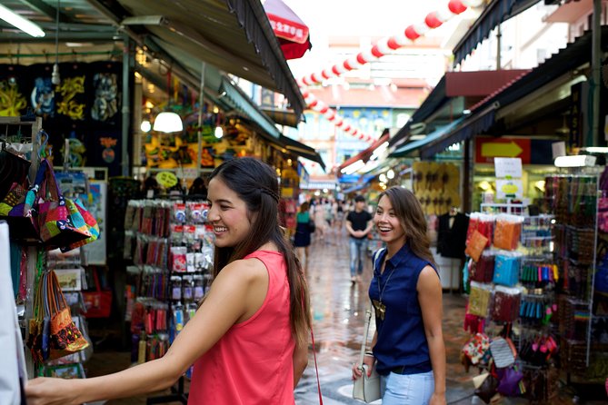 Michelin Premium Food Tour with Hawker Centre & Chinatown Tour - Wet market and hawker centre: where Singapore flavor really starts
