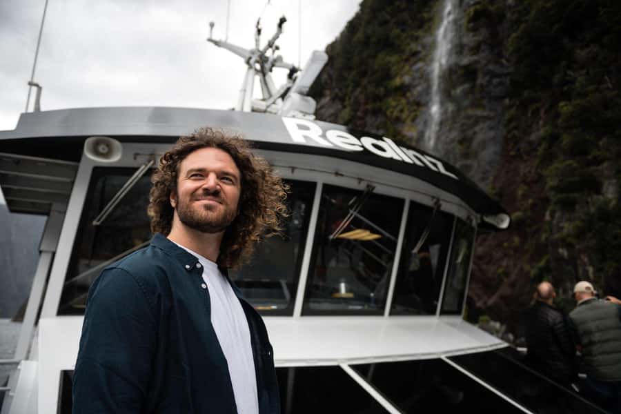 Milford Sound: Premium Small Group Cruise with Canape Lunch - Wildlife spotting that’s guided by the skipper’s real-time calls