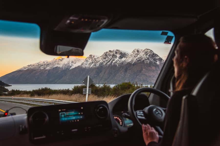Milford Sound: Premium Small Group Tour from Queenstown - Queenstown Pickup and the Early-Start Reality (What to Expect)
