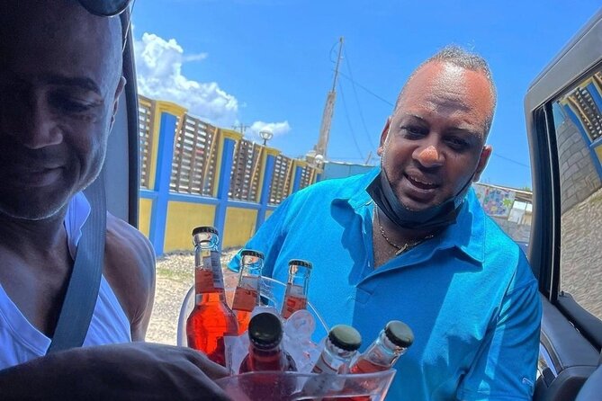 Montego Bay, Negril, Ocho Rios Areas Private Luxury Transfer - Price and value: $179 per group and how to decide if it’s fair