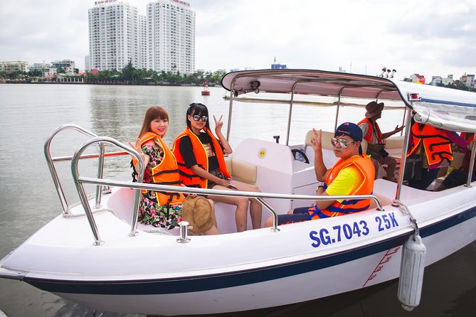 Morning CuChi Tunnels-Tapioca-Secret Traps Luxury Speedboat 2Ways - Luxury speedboat to Cu Chi: the fastest way to start the day