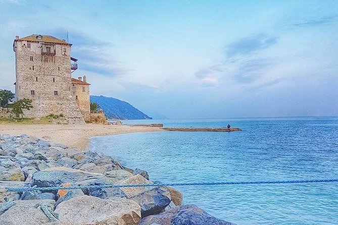 Mount Athos Sightseeing Luxury Cruise with Glassbottom - Onboard comfort: snacks, coffee, and dealing with boat sound