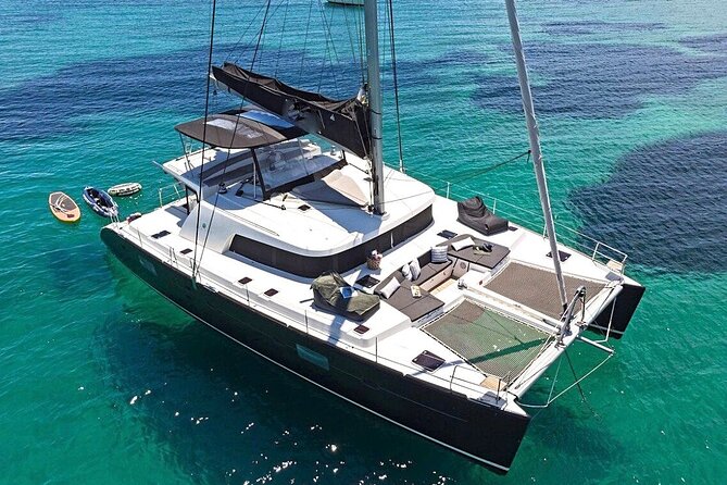 Mykonos Catamaran Premium Day-Sunset Tours 8-flavor Meal & Drinks - Key reasons this cruise works so well