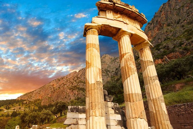 Mystical Delphi & Hosios Loukas Byzantine Wonder Luxury Day Tour - The Long Drive to Delphi: Wi‑Fi, A/C, and Mount Parnassus Context