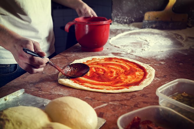 Naples Pizza-Making: From Dough to Dessert & Wine at Pizzeria - Meeting at Toto’ Sapore and Getting Set Up