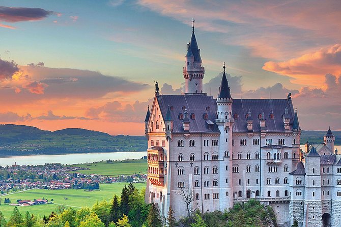 Neuschwanstein & Linderhof Castle Luxury Private Tour from Munich - Lechfall and Plansee Lake: the scenic break that keeps the trip fun