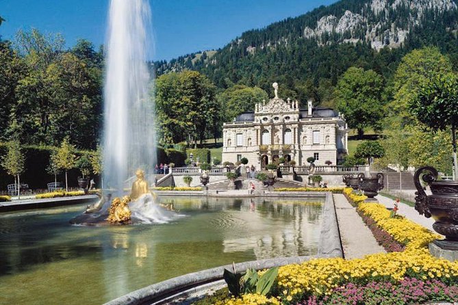Neuschwanstein & Linderhof Castle Luxury Private Tour from Munich - Linderhof Palace: where the gardens do most of the talking