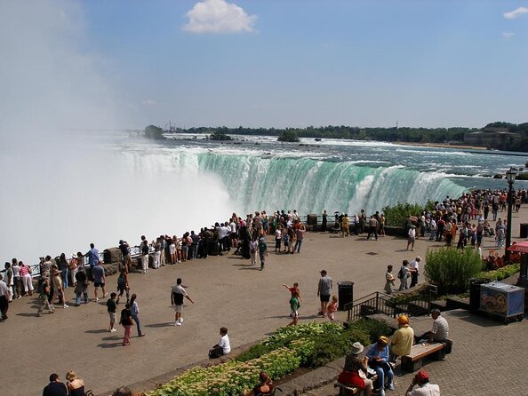 Niagara Falls Premium Night Tour: Fireworks Boat Cruise & Dinner - Key Things I’d Prioritize Before You Go