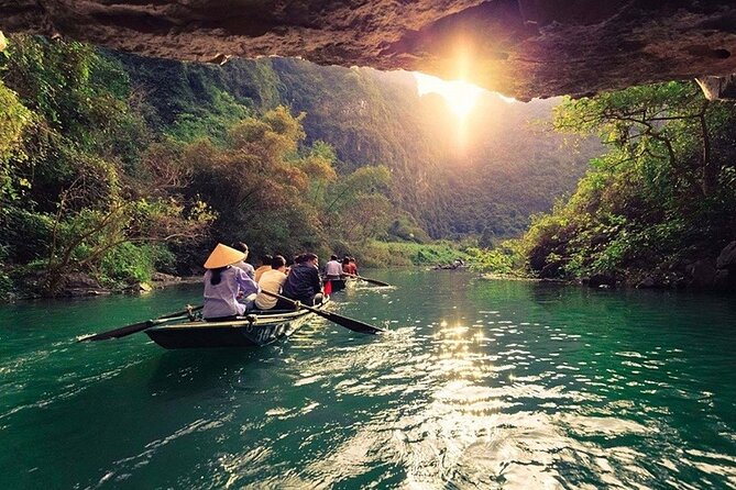 Ninh Binh Luxury Day Tour by Limousine- Small Group- All included - From Hanoi Old Quarter to Ninh Binh in a Comfortable Limousine