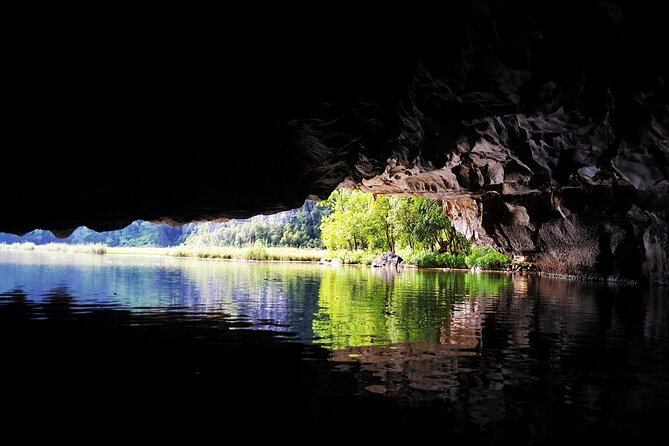 Ninh Binh Luxury Day Tour by Limousine- Small Group- All included - Weather Turns, Plans Still Work: What to Pack for This Day