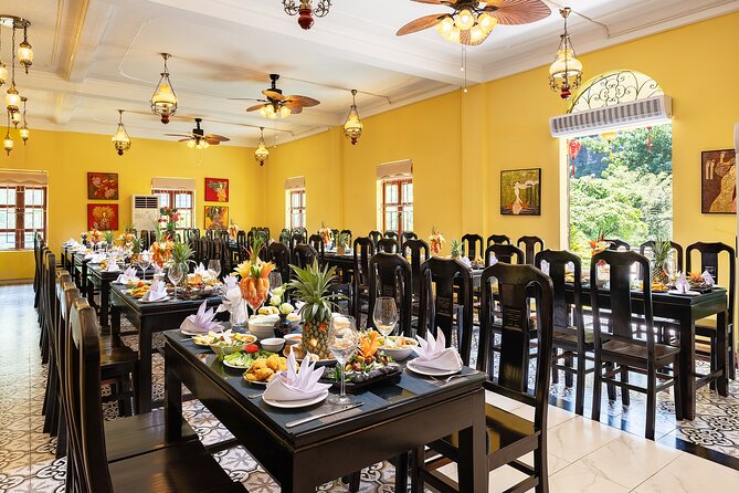 Ninh Binh Small Group Day Tour from Hanoi by Luxury DCAR - Lunch in Ninh Binh: Buffet Value You’ll Actually Appreciate