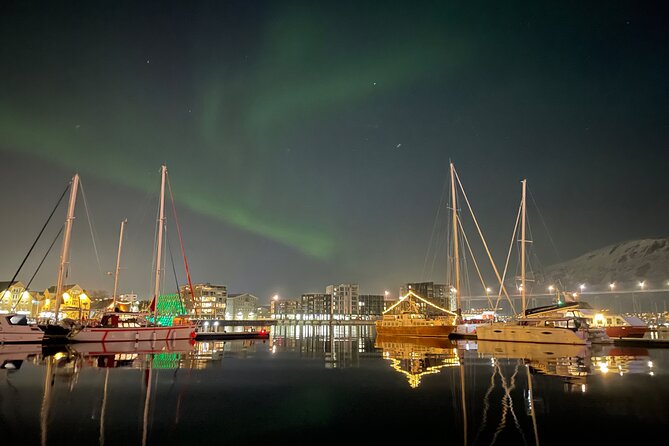 Northern Light Cruise With Luxury Catamaran in Tromso, Norway - The Guide and the Aurora Hunt: How the Chase Gets Done