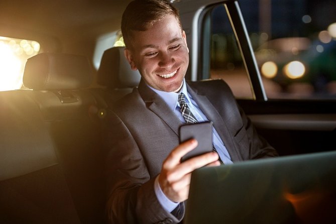 Nottinghamshire to London Heathrow Airport (LHR) Luxury Transfers - Should you book this Aura Journeys transfer from Nottinghamshire to Heathrow?